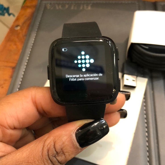 Fitbit Versa - Picture 3 of 8